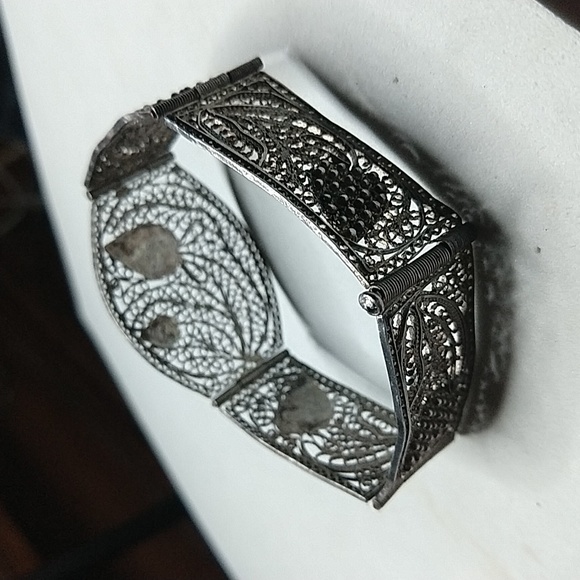 Antique unmarked filigree bracelet hinged 800 coin silver to 925 sterling silver